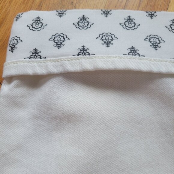 Coldwater Creek Womens Natural Fit White Jeans Size 16 - Picture 3 of 4